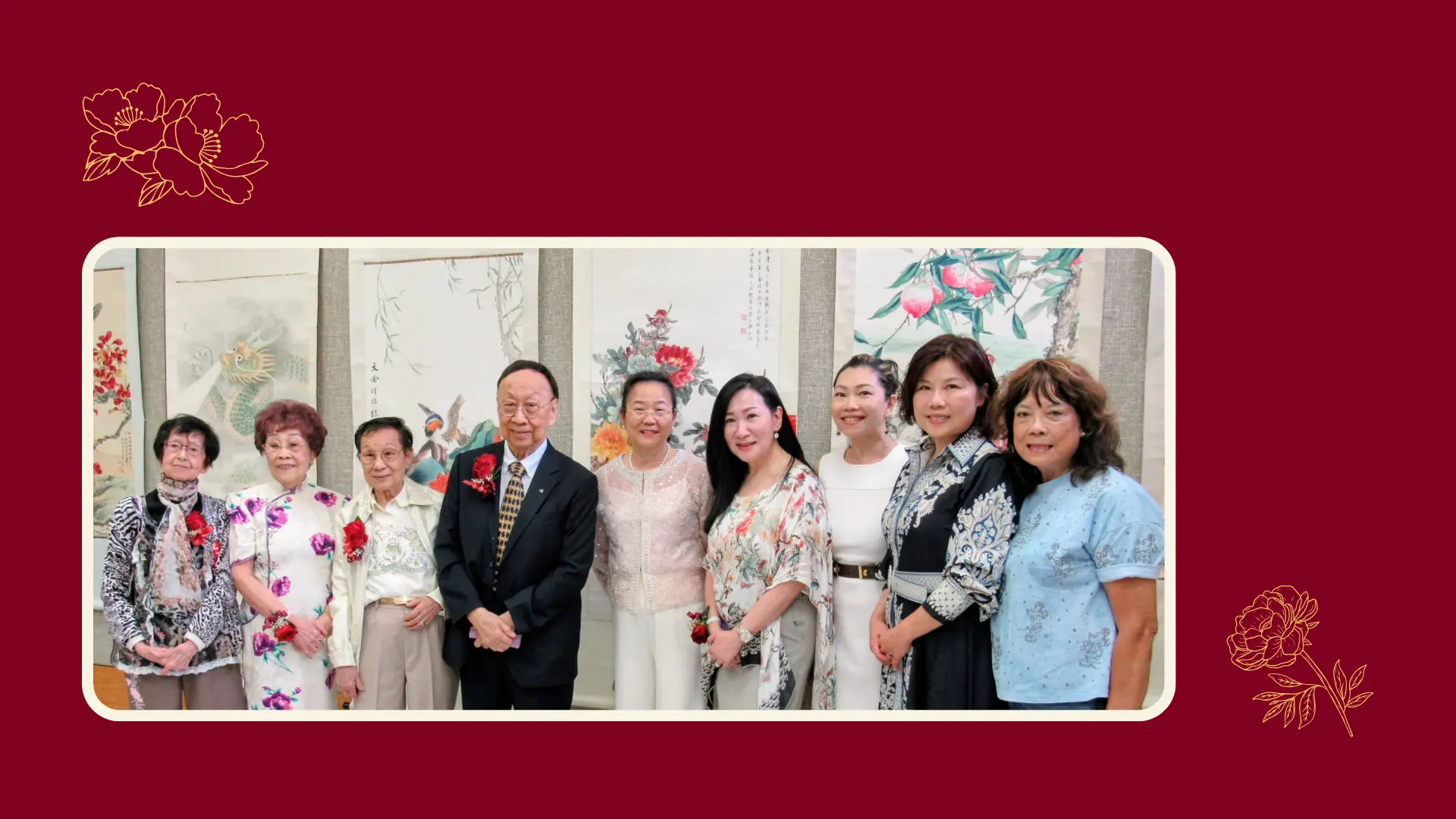 Mr_&_Mrs_Lo_The_Fifth_Peony_Art_exhibition_with_family_members_&_friends_&_guests_group_photo