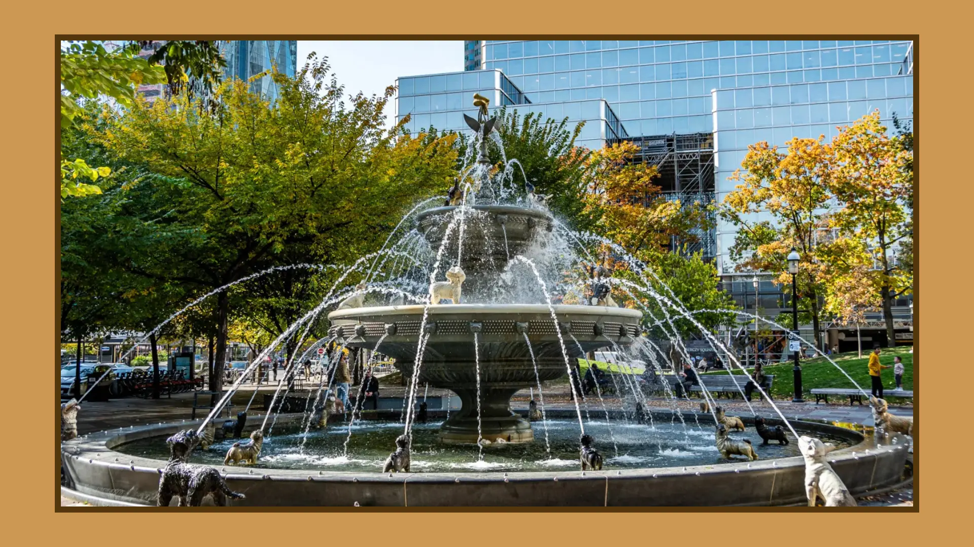 Royal_Ontario_Museum_ROMWalks_2025_water_fountain