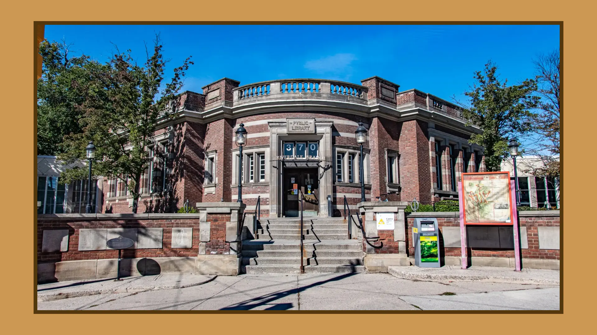 Royal_Ontario_Museum_ROMWalks_2025_Riverdale_library