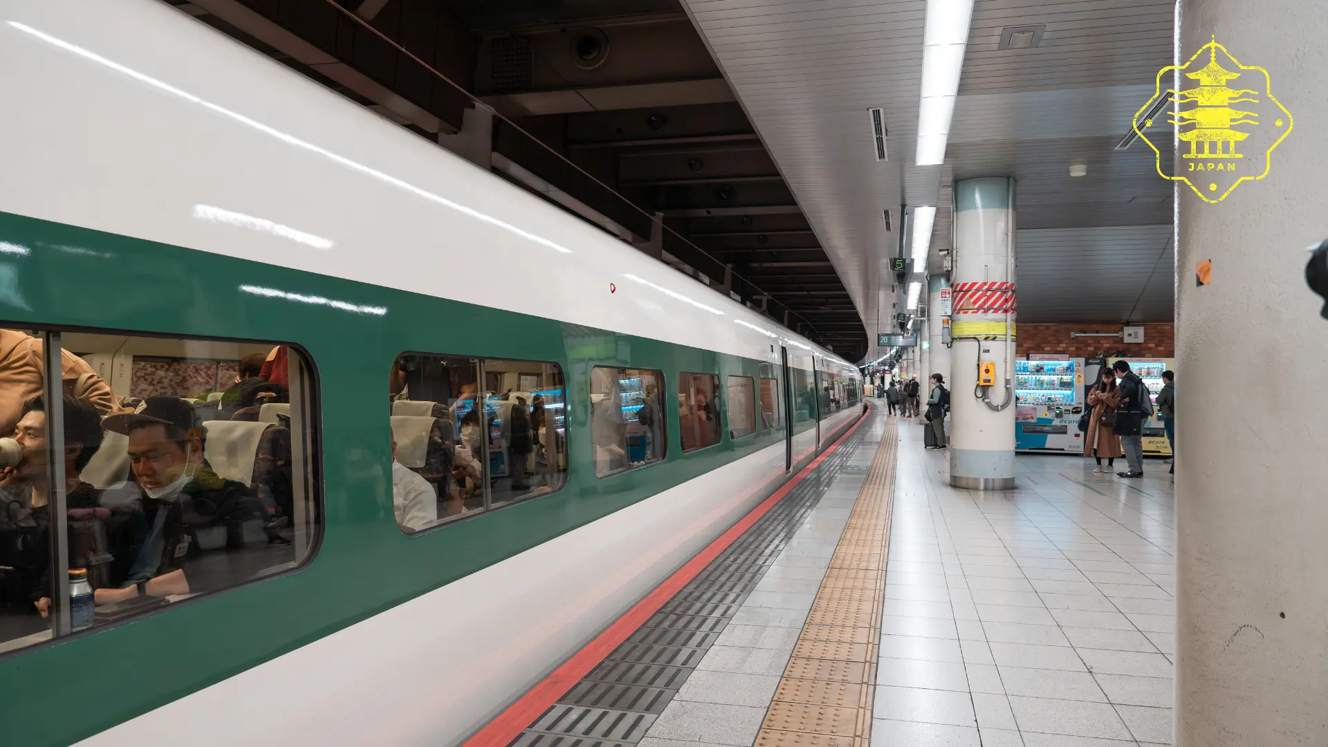 Travel_Japan_guide_transportation_system_train_departure