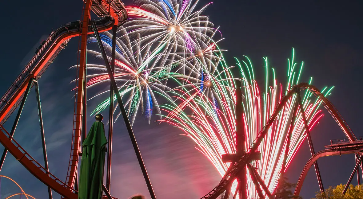 Victory_Day_2025_York_Region_Canada’s_Wonderland_fireworks
