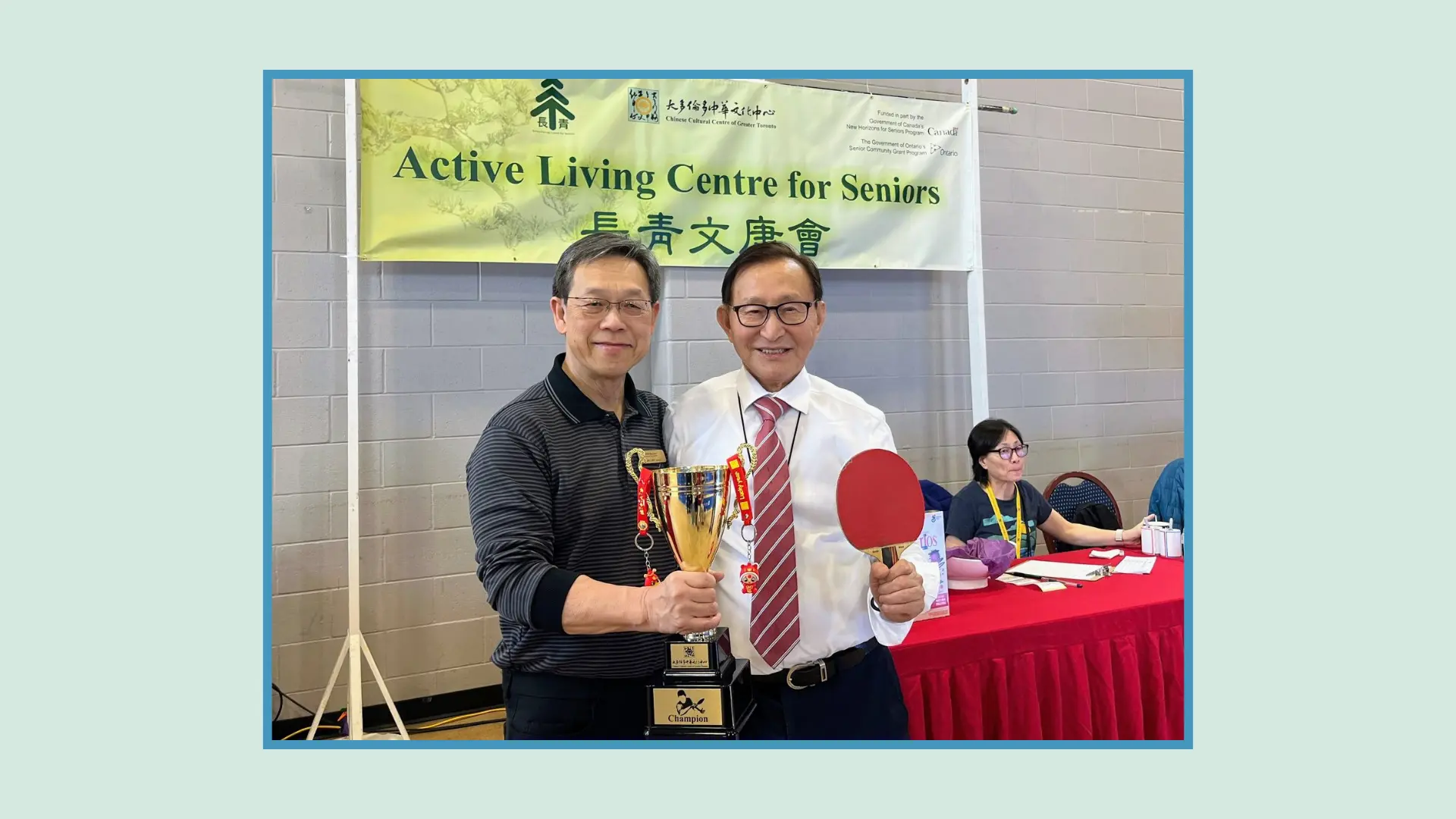 Raymond_Cho_and_CCC_president_Mr._Lam_took_photo